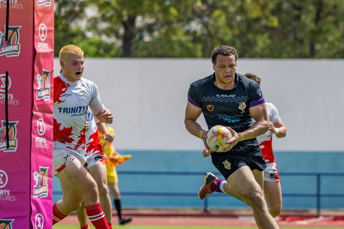 Sevens player breaking away with the ball at the Algarve 7s